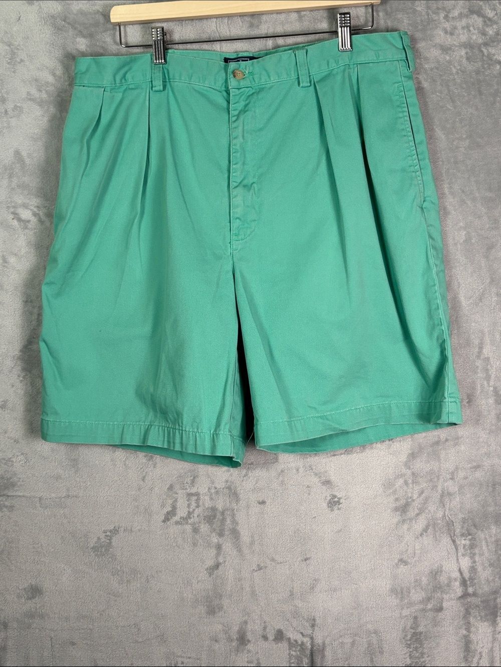Polo by Ralph Lauren Pleated Green Tyler Cotton Shorts Size 38”